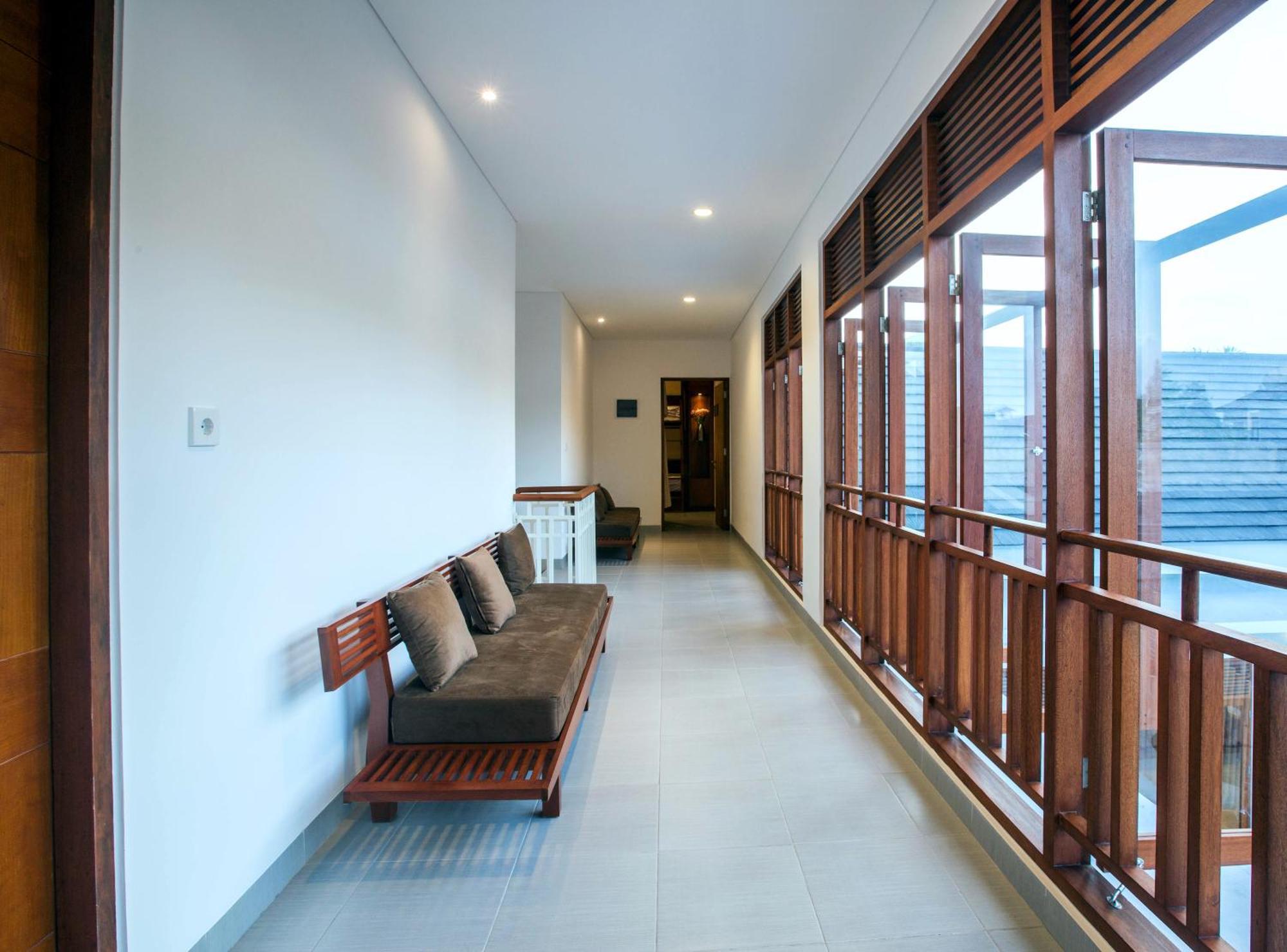 Pudak Sari Unizou Hostel *